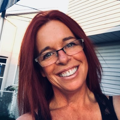 OnMagasine_Lili's profile picture. Looking for a planet to just live a nice life. 👽  A human striving to help fellow humans 💚