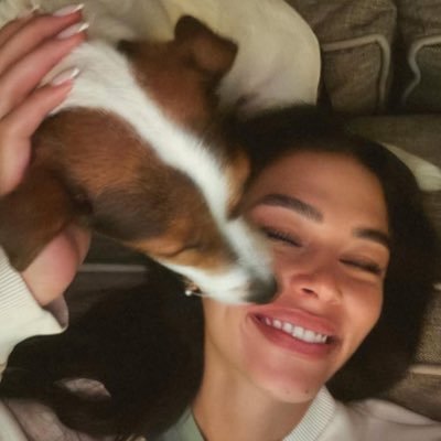 bensu0810's profile picture. sevdik, sevdalandık 🤍