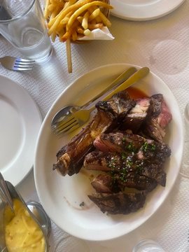 Cesu28635's profile picture. 