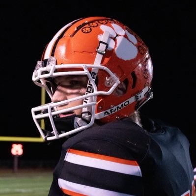 IsaacWork56's profile picture. Football/Wrestling/track 🟠EHS c/o 28’⚫️ 6’1” 250lb DE, G (4.6 GPA)