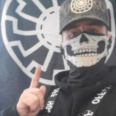 wignatloser's profile picture. Sorry babe, the siege mask stays on during sex.
XIV⚡️@mauSStank 👑