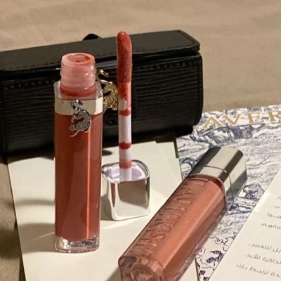 iivvx21's profile picture. ًً