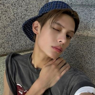 rtheick's profile picture. new acc | limit, will fb u guyz