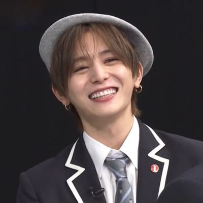 Alizabeto's profile picture. 🇯🇵 #HeySɑyJUMP #winds
🇹🇭 I'm Alis. INFP #RedY ❤ #山田涼介  💙 #伊野尾慧 🩷 #いたジャン 🧡 #いつでもJUMP 🩵 #UTOTAKU