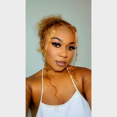 faithkennedy811's profile picture. 𝐵𝑒𝓂𝒷𝒶 -𝓈𝒽𝑜𝓃𝒶 𝑔𝒾𝓇𝓁 / THE JESUS NATION ♥️/HOPELESS ROMANTIC/𝔖𝔴𝔢𝔢𝔱𝔢𝔰𝔱 𝔟𝔬𝔬𝔱𝔶 𝔣𝔯𝔬𝔪 𝔪𝔞𝔷𝔞𝔟𝔲𝔨𝔞