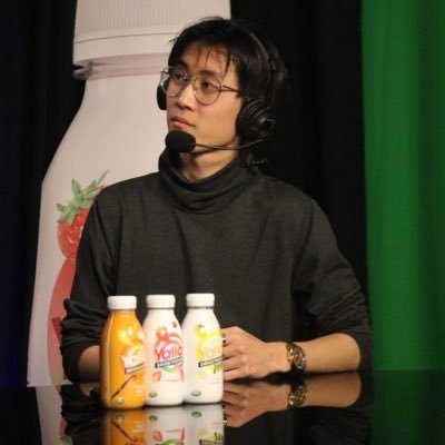 Vyn0EU's profile picture. Manager for @LILMIXgg | Professional Esports Caster | CEO of @AstroALG | 🇸🇪/🇰🇭 | 20 | @Dora_Csaja 💖 | prev. @SNG_Esports | 1x Swedish Champion 🏆 (Manager)