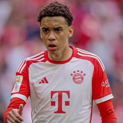 K61145Iwayemi's profile picture. 17, builder.📍