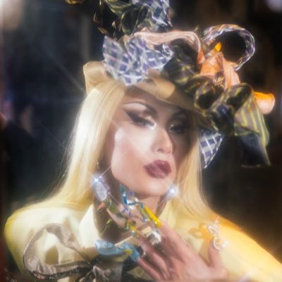 enerxgybella's profile picture. who said i can’t make everything gay? 🏳️‍🌈 / 24y / (𝘀𝗵𝗲/𝗵𝗲𝗿)