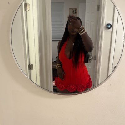 Mar_iiiam75's profile picture. 24 🇹🇿🇲🇱🇲🇷