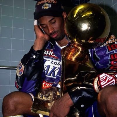 kobiemiles24's profile picture. paul Laurence Dunbar high school /2028/power forward/center 5,10 3.0 GPA/jakobiemiles99@gmail.com 859-492-0505