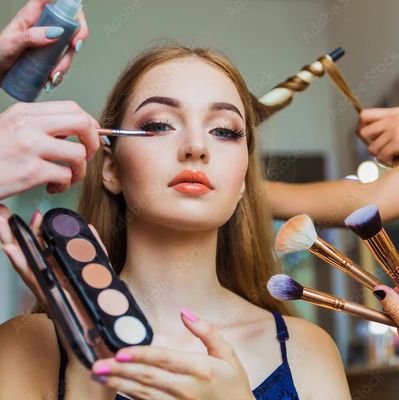 Goldyrathi9441's profile picture. My passion for make-up drives me to create versatile looks that take your natural beauty to the next level.