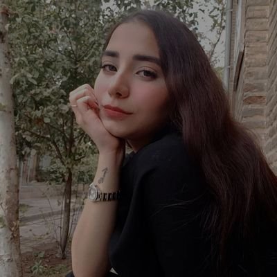 siah_o_sefid's profile picture. خودمم نمیدونم.