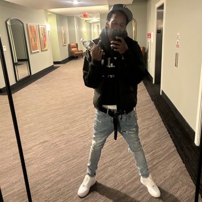 therealmb4L's profile picture. Mb4l