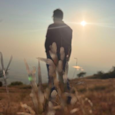 Tushar_K1616's profile picture. स्वतःच्या धुंदीत मग्न असणारा एक नमुना🫠

I trust my Instincts✨