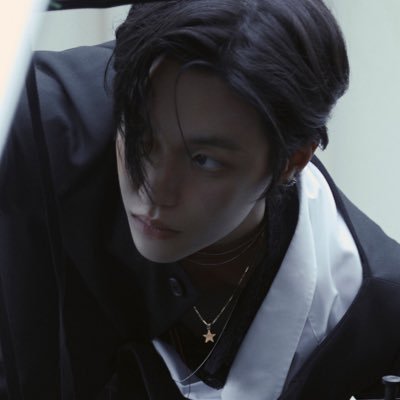 gongjubinn's profile picture. a quiet space filled with little boxes of my loves