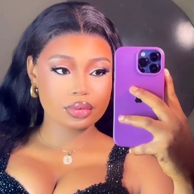 ShalewaForeign's profile picture. Unproblematic, but don’t test my peace 😌🦋❤️