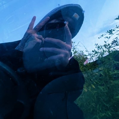 Scott_Filgrim's profile picture. Vs. The Womb