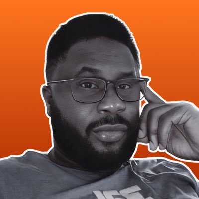 Chris_UIdesign's profile picture. UI/UX Designer & Front-End Engineer building data-driven interfaces that boost results. Let’s create user-loved solutions! DM let's collaborate