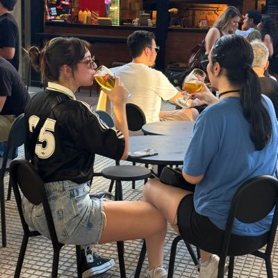 lgplaul's profile picture. diseño en @olgaenvivo y tal vez viva demasiado