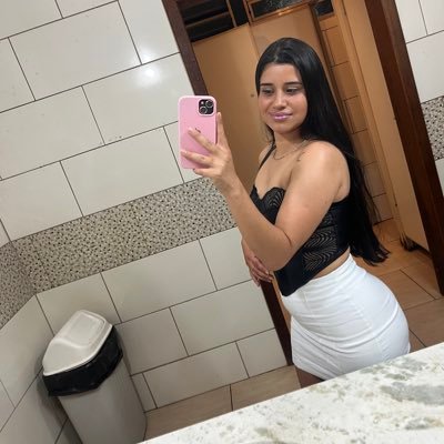 eaithae's profile picture. mas que depois haja sol para maus lençóis