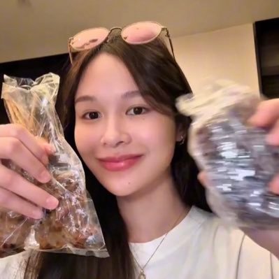 RanchapratJ's profile picture. #LMSY #TKNur