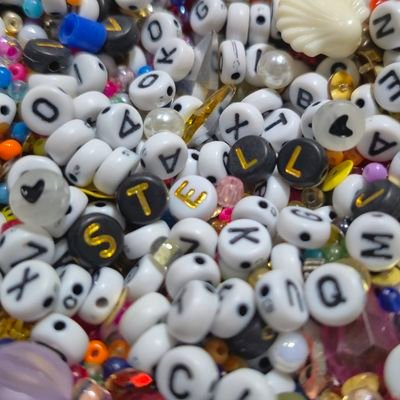 gailfrndz95's profile picture. A'tin 🍓 🌽 🌭 🐥 🍢