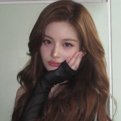 sseolyuna's profile picture. 𝓅𝒶𝓇𝑜𝒹𝓎 ˚₊〻 a lost deer in a big, open world. (2004)