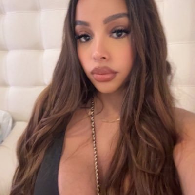 24kRose_'s profile picture. 