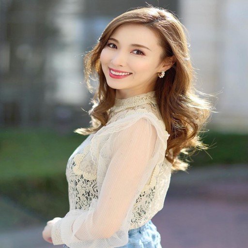 Mooved356336's profile picture. My presence is electric, and it’s impossible to ignore