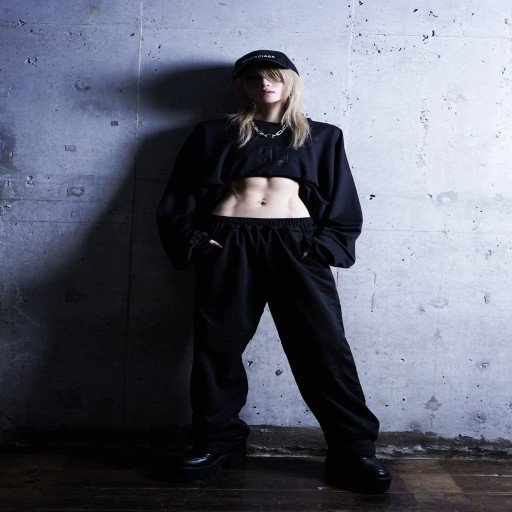 Dwerdi187559's profile picture. I walk like I own every room I step into