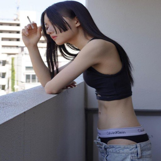 Larerfal42346's profile picture. I glow like firelight that never fades away