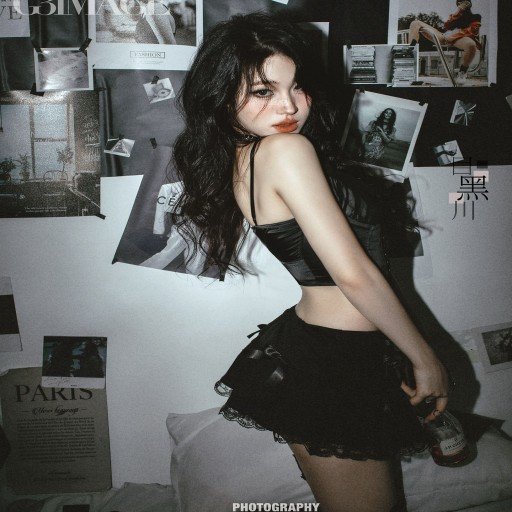 Mulu085894's profile picture. I glow like the night waits for me to light it up