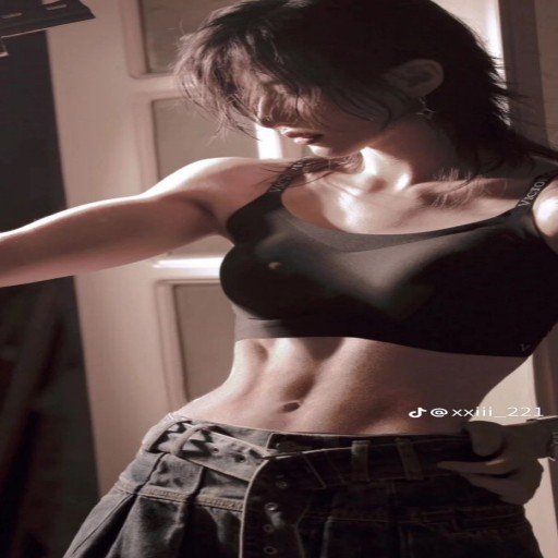 Arawnkuj340451's profile picture. I walk like I own every room I step into