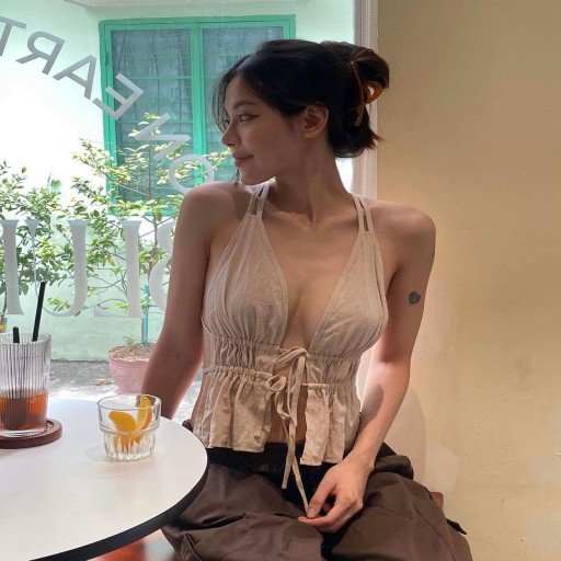 Tirgarm9220's profile picture. I tempt like I’m the kiss you’ll never forget