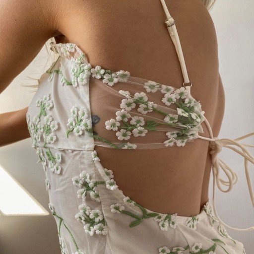 BreartajKlo's profile picture. I flirt like I’m the one who gets under your skin and won’t leave