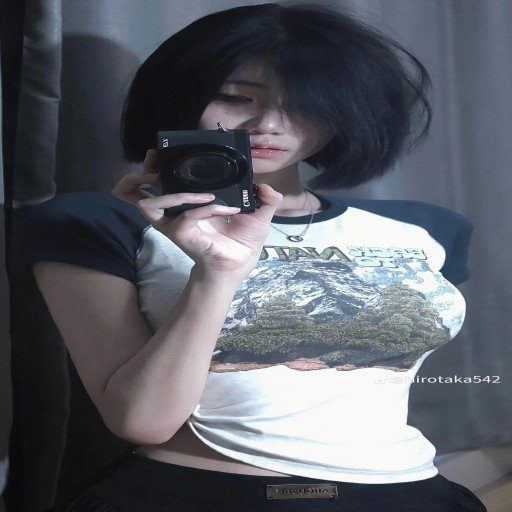 Uigloruqar0103's profile picture. I flirt like I’m the wild temptation that gets under your skin