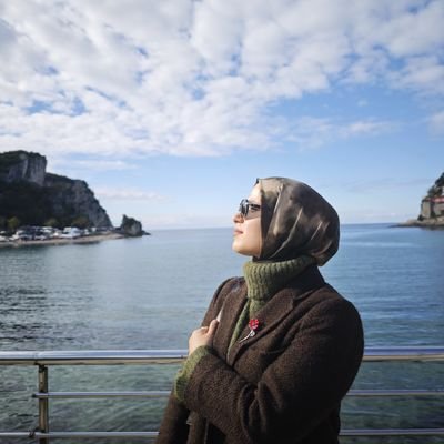 uc2birAyse's profile picture. Fata viam invenient.🪄

burası benim mahallem