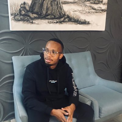 Guyu_Maxakadzi's profile picture. Tsonga man with some power ,(Orlando pirates ☠️ 🏴‍☠️ , Barcelona 💜💙❤️,Liverpool❤️),Jesus is Lord