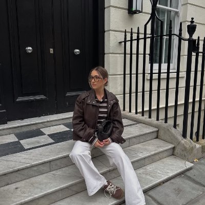 rcswasti1's profile picture. Pursuing dreams: pursuing freedom, loving life, and yearning for continuous growth and progress in both professional and personal life.