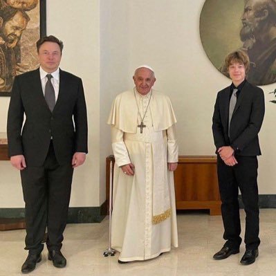 kaix69322's profile picture. Am kai musk 🇺🇸 a son of 🚀 Elon musk 🪐the CEO of Tesla. I don't speak ill of my dad be careful of those imposters pretending to be my dad out there