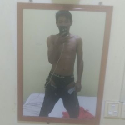 KhleySem82900's profile picture. hf