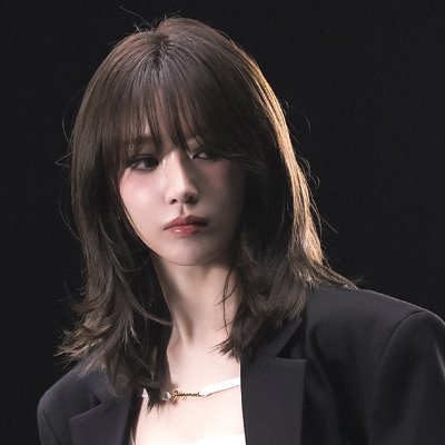 lesseratrikas's profile picture. le sserafim.