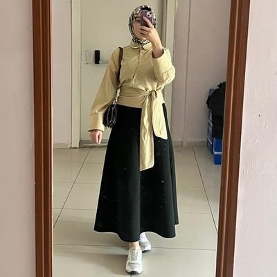 Oylesine_1iiiii's profile picture. AÜ 5/5 Şimdi yeni şeyler söylemek lazım..