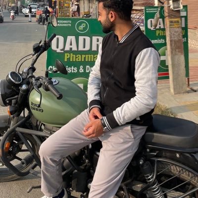 koshurbean's profile picture. i’ll keep you on meds.