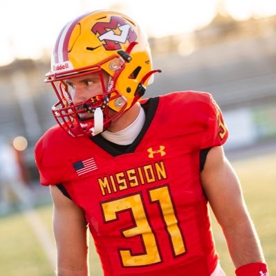 ZFoeldi's profile picture. Mission Viejo HS ‘26 | FS/K | 5’ 9 170 4.57 40 | 4.6 GPA | Division 1-AA Sate Champion zacharyfoeldi@gmail.com | 714-747-6199