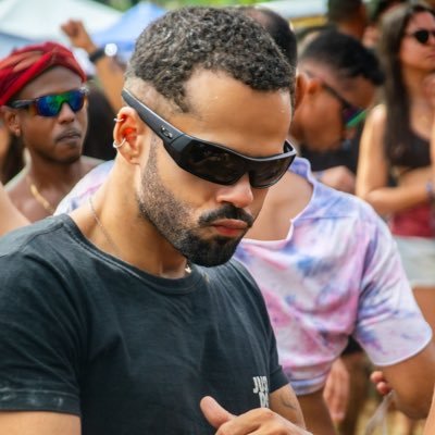 mauroterayama's profile picture. 