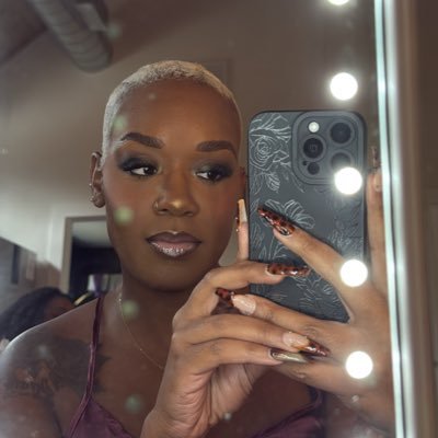 kiaraimanii_esq's profile picture. 