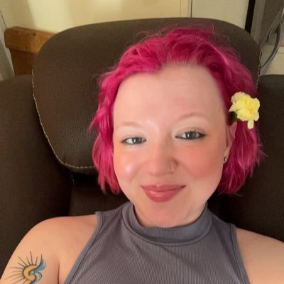 kyrassecretlife's profile picture. 20 • chronically online nursing student • she/her