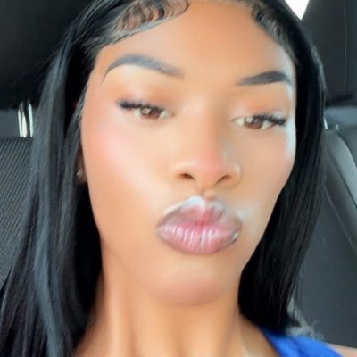 theoriginalkrys's profile picture. 