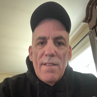 DennisBrinurk3's profile picture. 